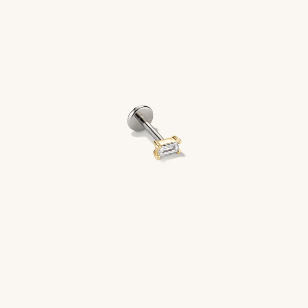 Mejuri Baguette Diamond Flat Back Stud